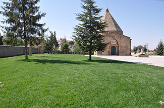 Peyzaj Çalışmalarımız Tüm Hızıyla Devam Ediyor.