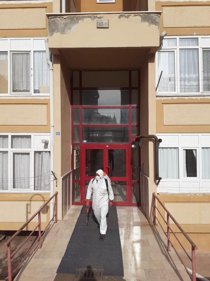 Her Şey Sevmek ve İnanmakla Başlar.