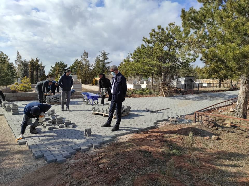 Her Şey Sevmek ve İnanmakla Başlar