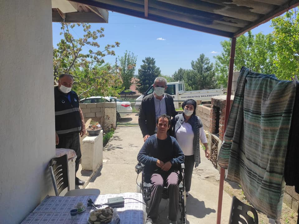 Her Şey Sevmek ve İnanmakla Başlar.