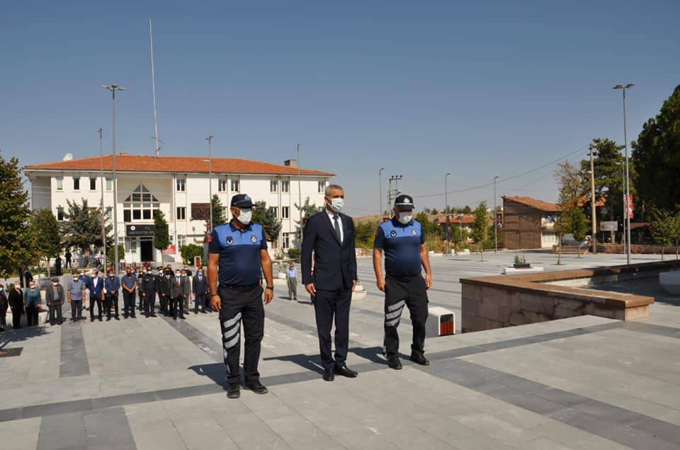 Gaziler Günü Nedeniyle Atatürk Anıtı’na Çelenk Koyma Töreni