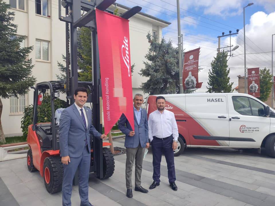 Her Şey Sevmek ve İnanmakla Başlar.