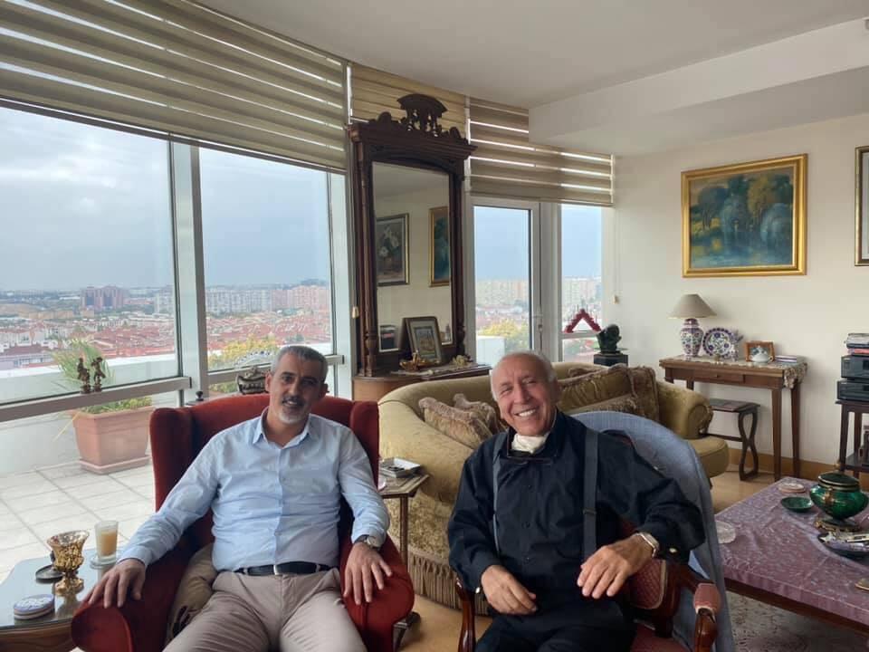 Her Şey Sevmek ve İnanmakla Başlar.