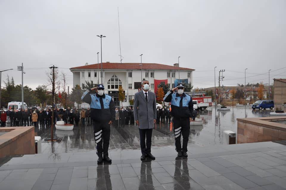 Gazi Mustafa Kemal Atatürk’ün Hakka Yürüyüşünün 83. Yılında Çelenk ve Salon Programı