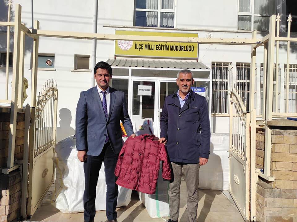 Alevi Dernekleri Federasyonu Tarafından İhtiyaç Sahibi 160 Öğrenciye Destek