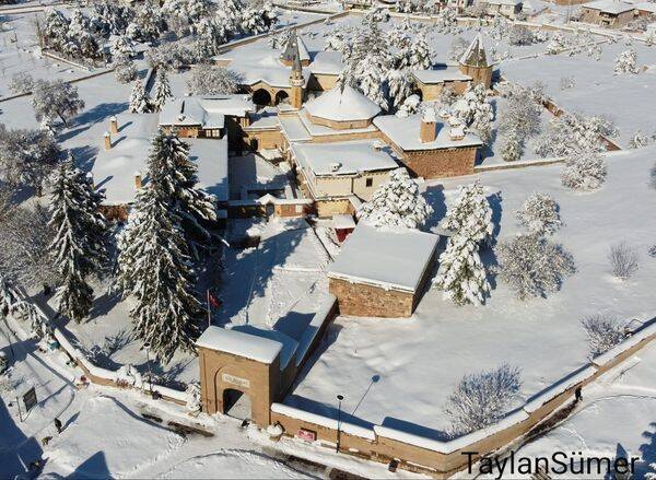 Arkeolog  Sümer’in Objektifinden