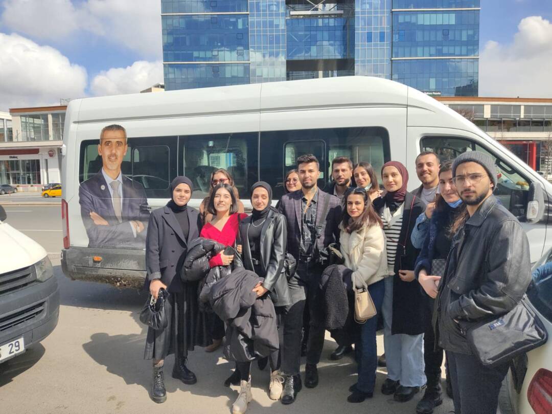 Hacıbektaş’ımızda Eğitim Gören Tüm Üniversite Öğrencilerimizin Her Zaman Yanlarında Olacağız.