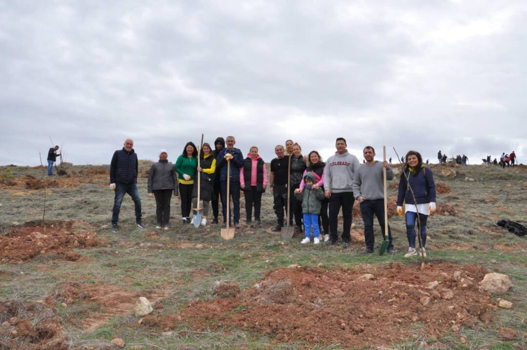 Her Şey Sevmek ve İnanmakla Başlar