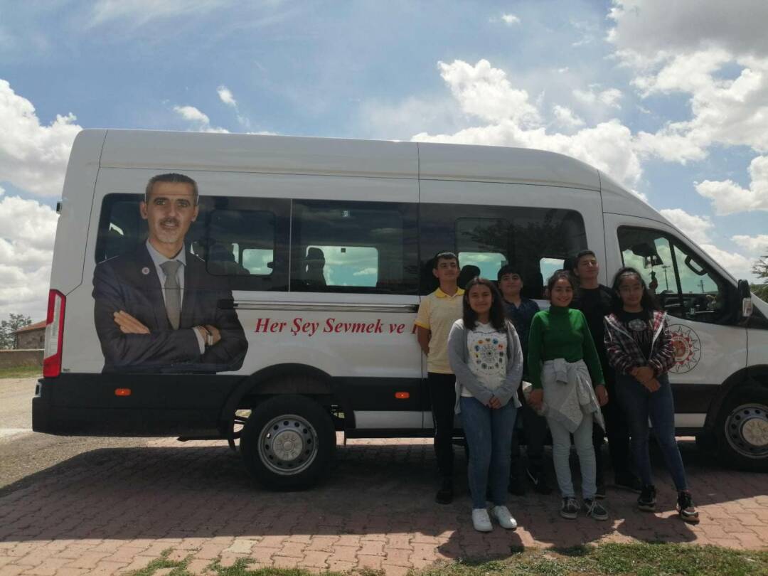 Her Şey Sevmek ve İnanmakla Başlar.