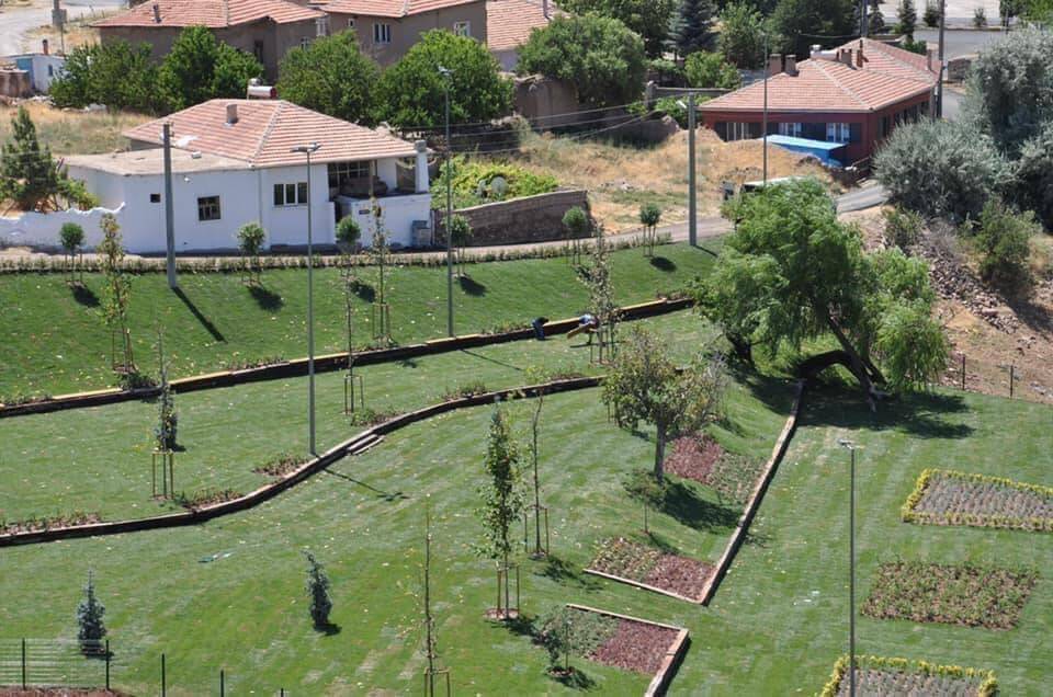 Her Şey Sevmek ve İnanmakla Başlar.