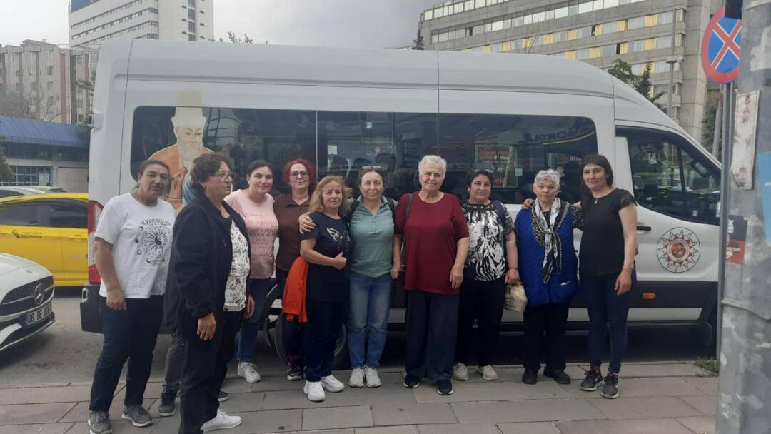 Her Şey Sevmek ve İnanmakla Başlar