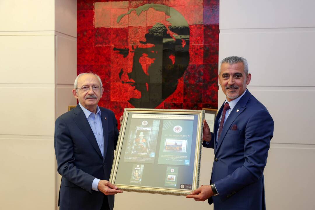 Genel Başkanımız Sayın Kemal Kılıçdaroğlu’nu Ziyeret Edip, Etkinlik Programımızı Arz ettik.