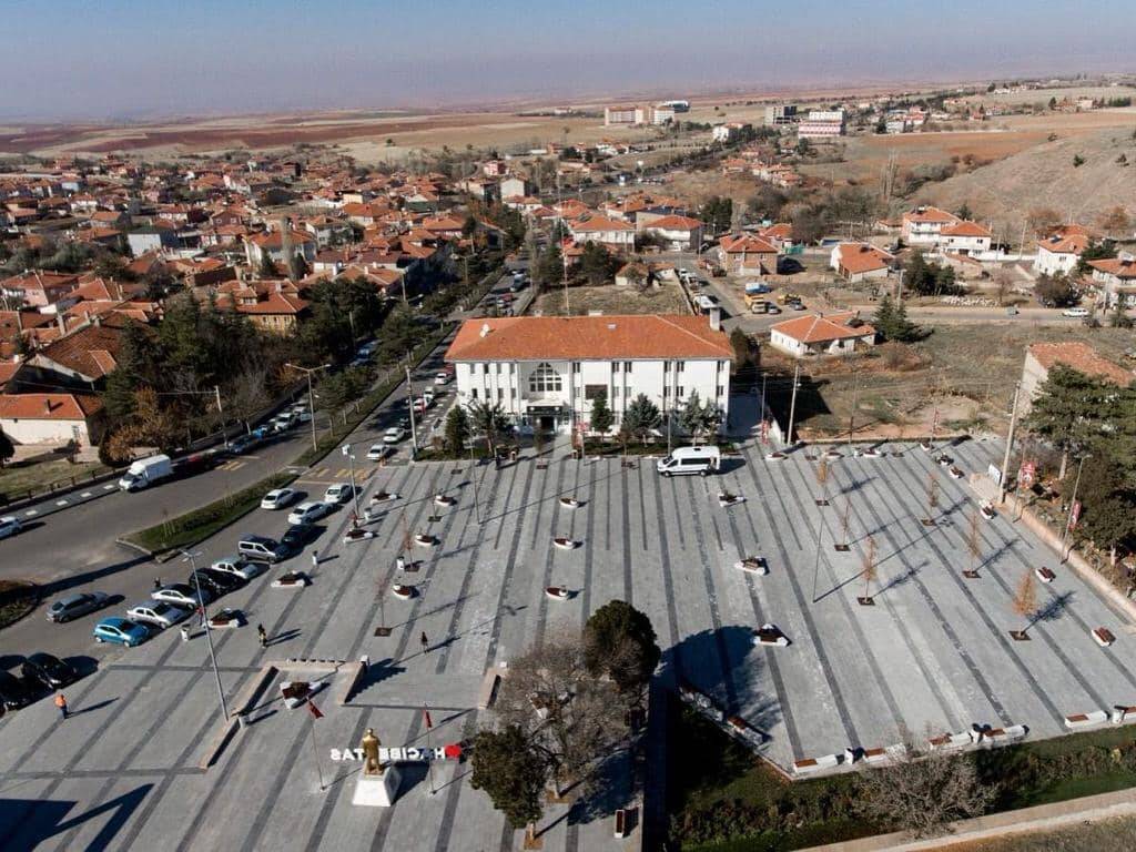 “Hiç Dinlenmemek Üzere Yola Çıkanlar, Asla Yorulmazlar.”