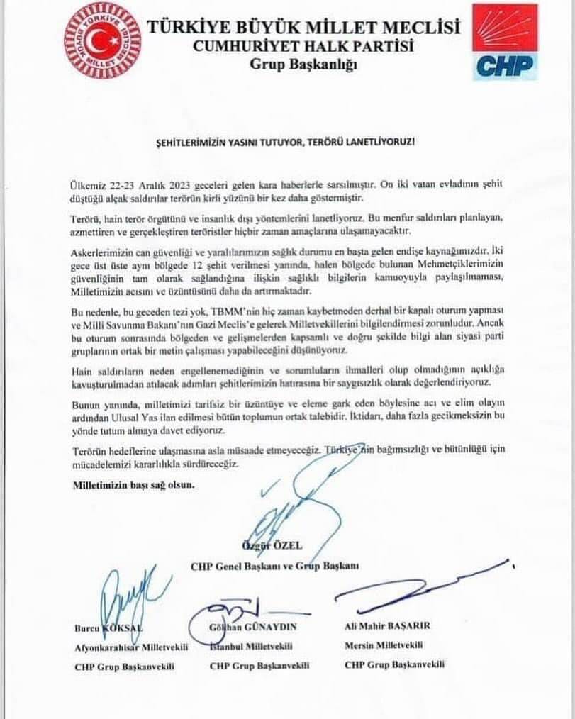 ŞEHİTLERİMİZİN YASINI TUTUYOR, TERÖRÜ LANETLİYORUZ.