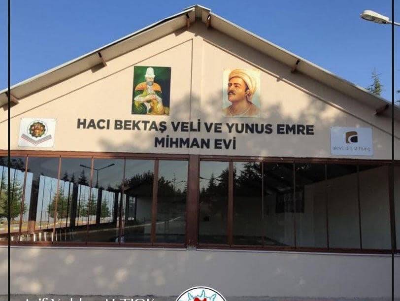 Hacı Bektaş Veli ve Yunus Emre Mihmanevi.