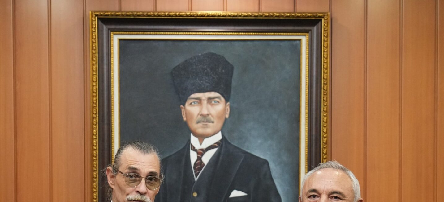 Etimesgut Belediye Başkanı Sayın Erdal Beşikçioğlu’nu Makamında Ziyaret Ettik.