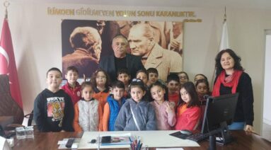 Atatürk İlköğretim Okulu öğrencilerimizi belediyemizde misafir etmekten büyük mutluluk duydum.