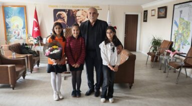 Geleceğimizin Teminatları Çocuklarımıza Başarılar Dilerim