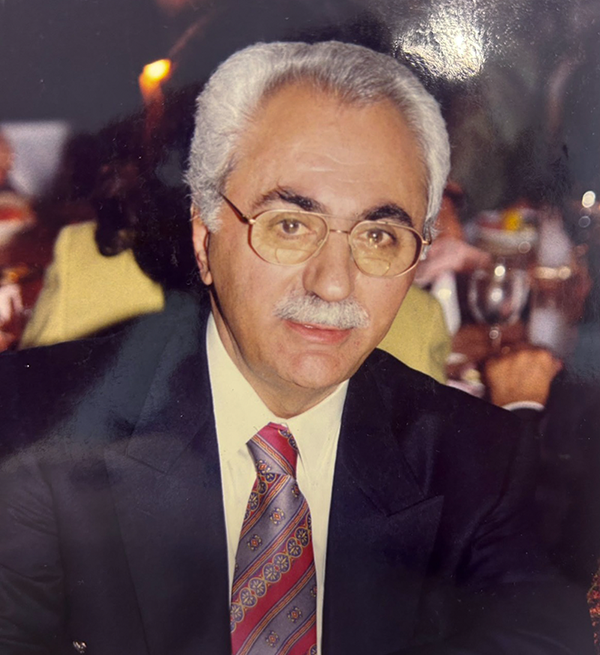 Dostluk ve Barış Ödülü MUSTAFA TİMİSİ