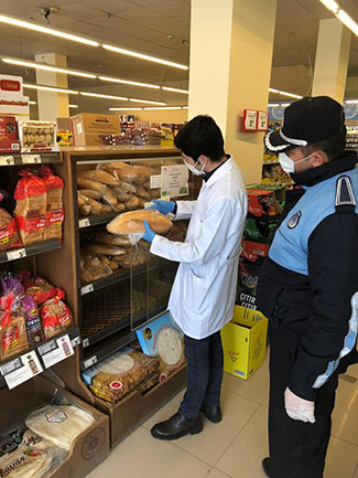 Gıda Satışı Yapan İşletmelerin denetimleri yapılıyor.