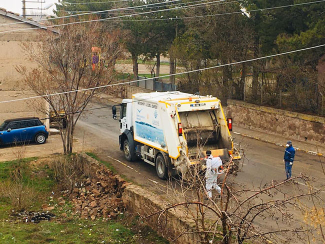 Dezenfekte çalışmalarına devam ediyoruz.